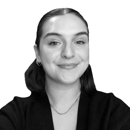 Madeline Shoot, AE, Associate Ergonomist