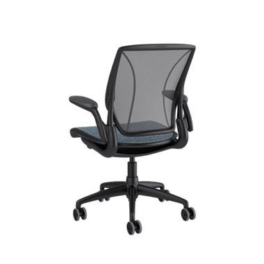 Diffrient World Chair, Monofilament Carbon Back, Remix 73 Seat Picture 3