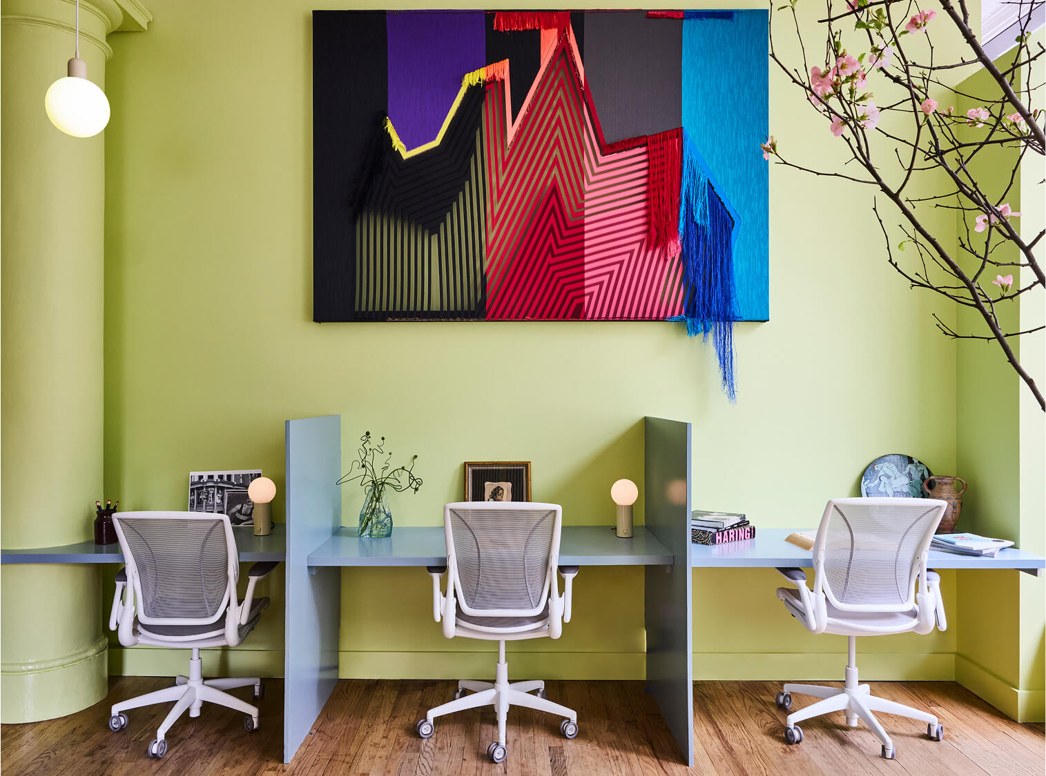 Freedom Headrest in Kvadrat Vanir textile with Graphite Frame